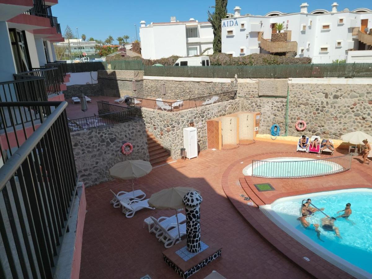 Ocean Front Cozy 2 Bedroom, 3 Beds Spacious- Netflix, Pool, Beach Lift & Fast Wifi Плайя-дель-Инглес Экстерьер фото