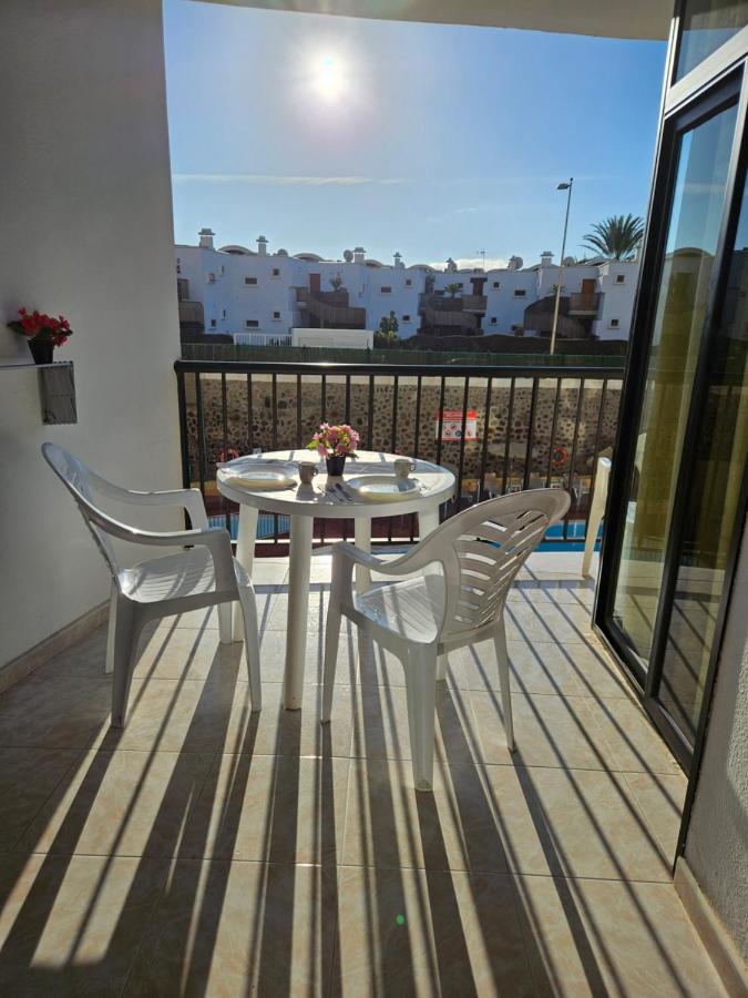 Ocean Front Cozy 2 Bedroom, 3 Beds Spacious- Netflix, Pool, Beach Lift & Fast Wifi Плайя-дель-Инглес Экстерьер фото