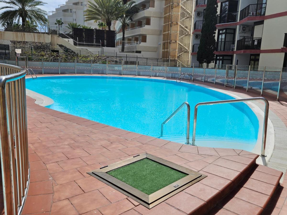 Ocean Front Cozy 2 Bedroom, 3 Beds Spacious- Netflix, Pool, Beach Lift & Fast Wifi Плайя-дель-Инглес Экстерьер фото
