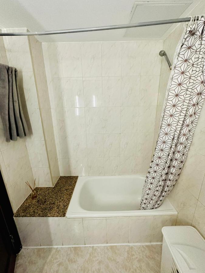 Ocean Front Cozy 2 Bedroom, 3 Beds Spacious- Netflix, Pool, Beach Lift & Fast Wifi Плайя-дель-Инглес Экстерьер фото