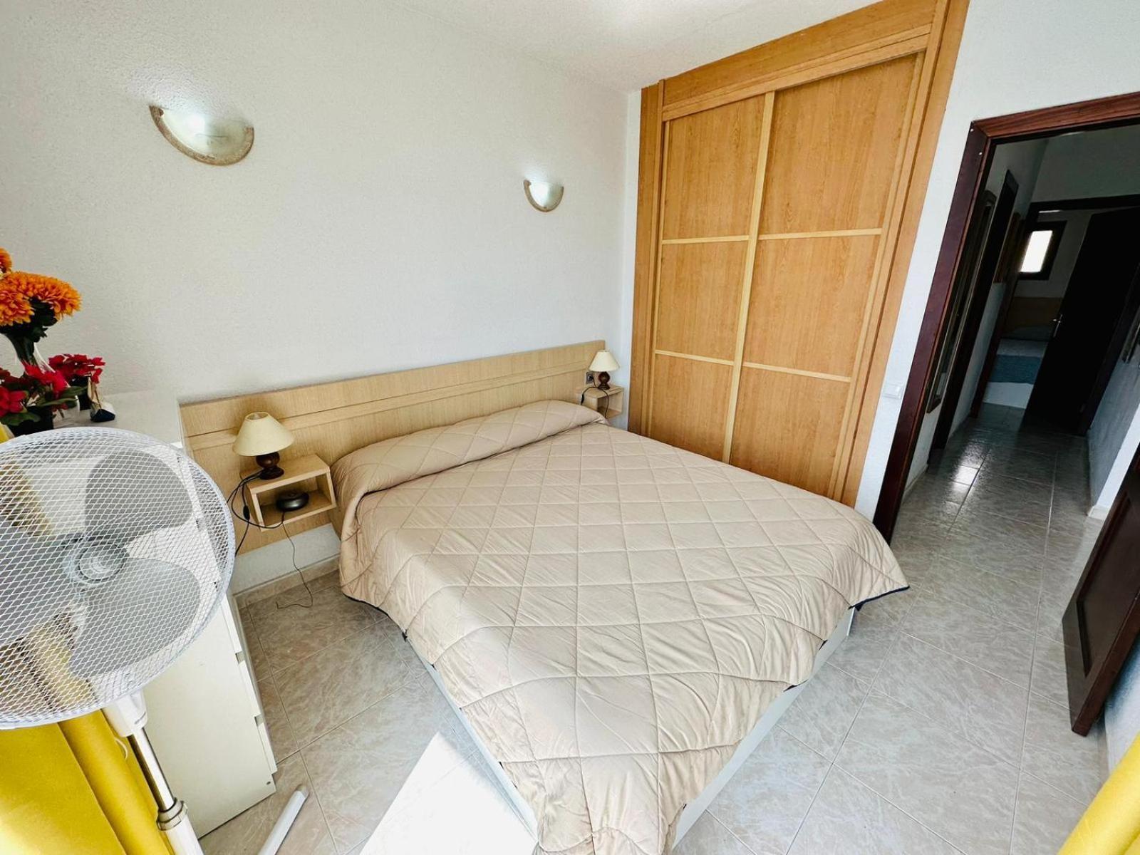 Ocean Front Cozy 2 Bedroom, 3 Beds Spacious- Netflix, Pool, Beach Lift & Fast Wifi Плайя-дель-Инглес Экстерьер фото